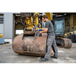 Bosch GDS 18V-1600 HC Solo Akülü Darbeli Somun Sıkma 18V 1600 Nm (Akü ve Şarj Cihazı Yok)-06019M1000